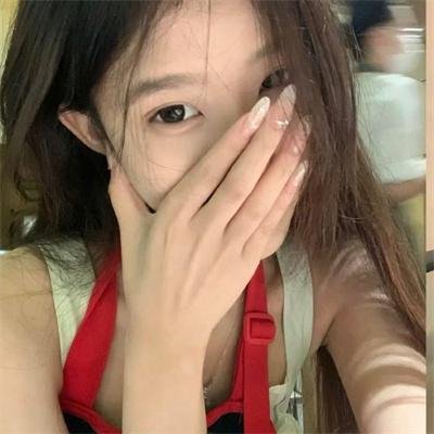 深蓝色的夜晚 海报